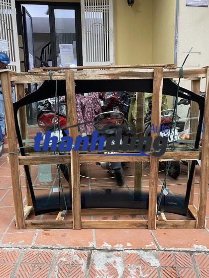 KÍNH CHẮN GIÓ HONDA BRIO