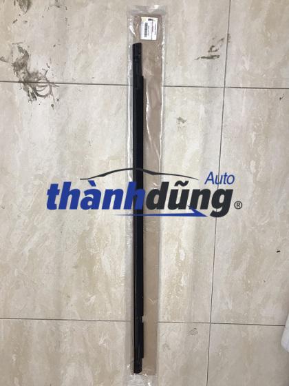 NẸP (LÔNG MI) CHÂN KÍNH MITSUBISHI XPANDER