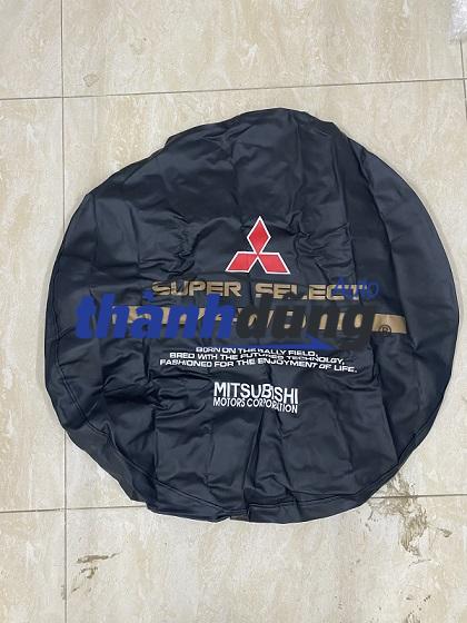 CHỤP NGOÀI LỐP DỰ PHÒNG MITSUBISHI PAJERO