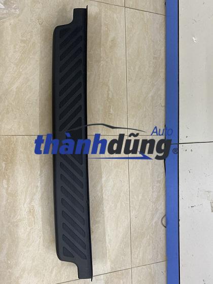 BA ĐỜ SỐC SAU FORD TRANSIT 2015-2021