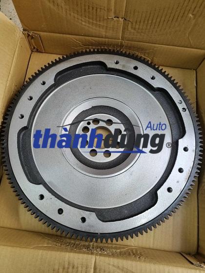 BÁNH ĐÀ ISUZU NQR65