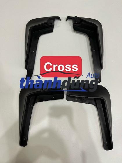 CHẮN BÙN BÁNH TOYOTA CROSS 2020-2023