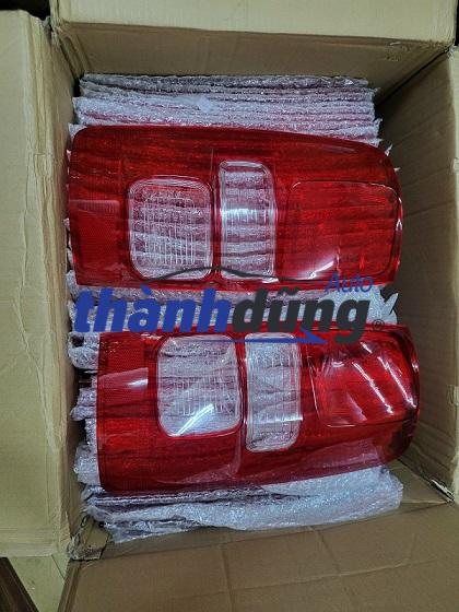VỎ MẶT ĐÈN HẬU CHEVROLET COLORADO