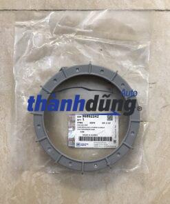 NẮP GIỮ CỤM BƠM XĂNG CHEVROLET SPARK 2012-2016