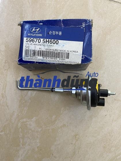 DÙ NÂNG CHÂN GA HYUNDAI STAREX