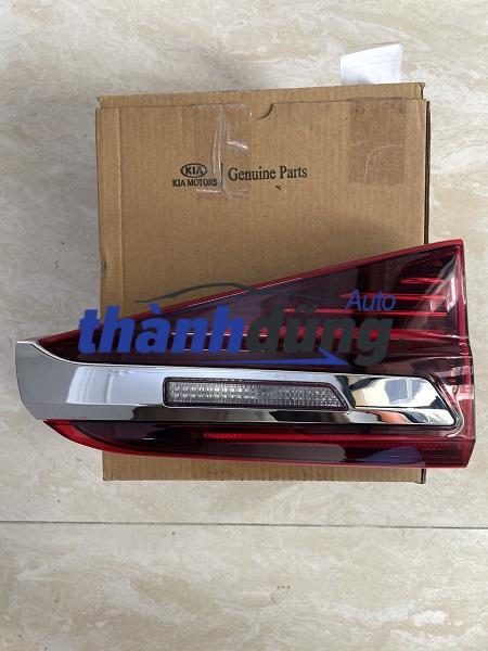 ĐÈN HẬU MIẾNG TRONG KIA SELTOS