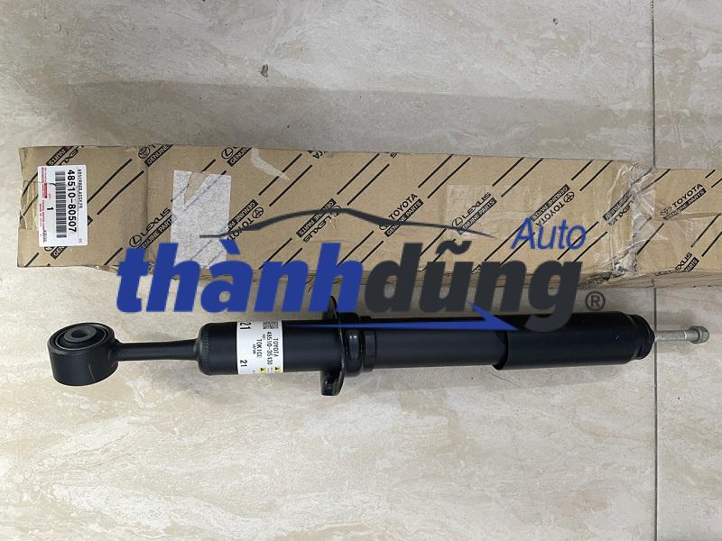 PHUỘC NHÚN TRƯỚC TOYOTA LAND CRUISER