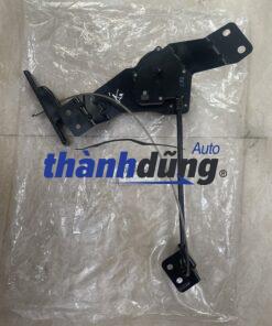 TREO BÁNH DỰ PHÒNG HYUNDAI STAREX 2010-2014