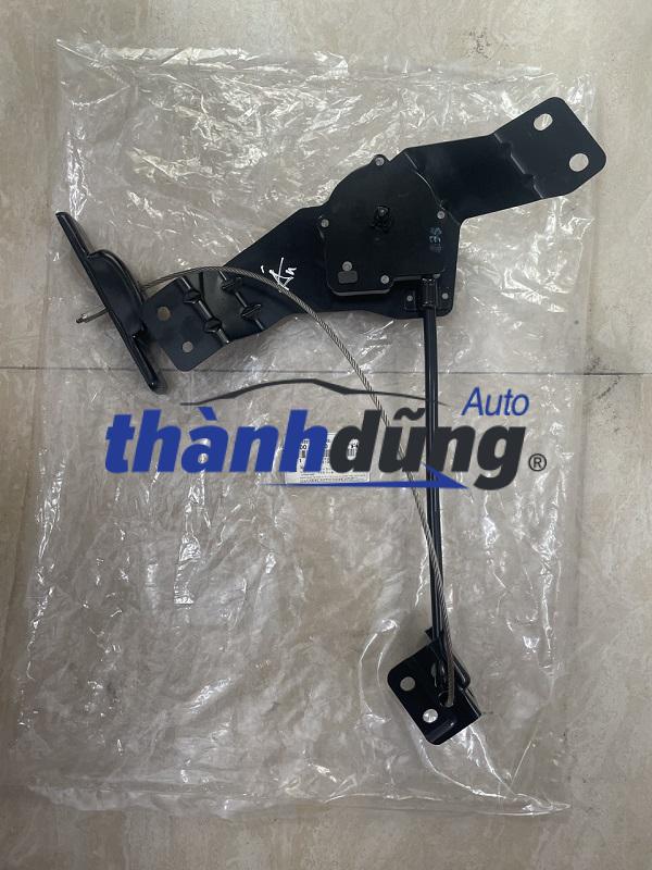 TREO BÁNH DỰ PHÒNG HYUNDAI STAREX 2010-2014