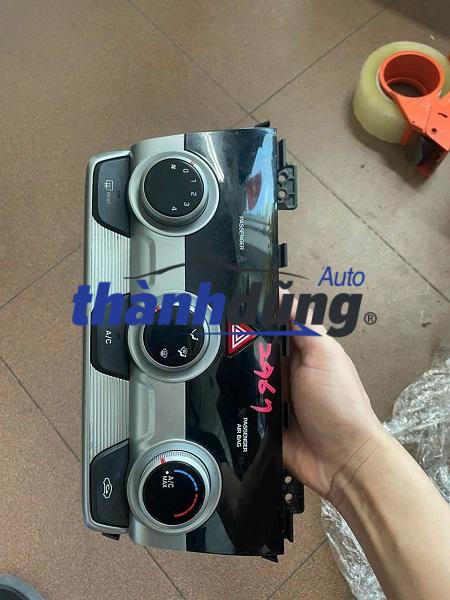 CÔNG TẮC ĐIỀU KHIỂN DÀN LẠNH HYUNDAI ELANTRA