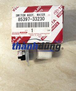 CẢM BIẾN MỰC NƯỚC RỬA KÍNH LEXUS RX450