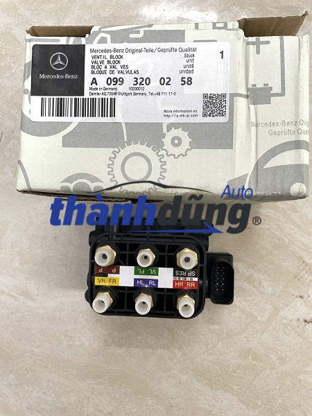 VAN CHIA HƠI NÂNG GẦM MERCEDES E400