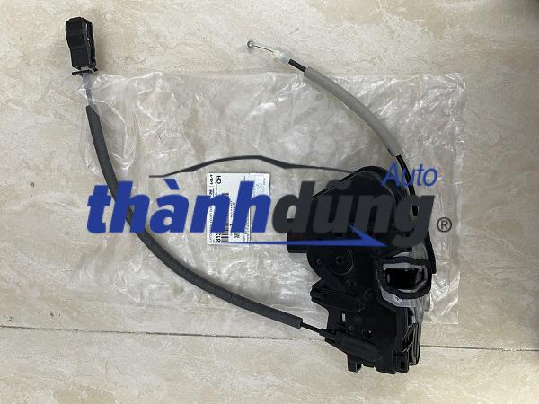 Ổ NGẬM KHÓA CỬA TRƯỚC PHẢI HYUNDAI SOLATI