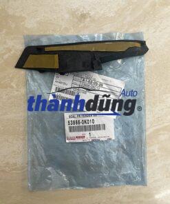 ỐP CHÂN KÍNH CHẮN GIÓ PHẢI TOYOTA INNOVA