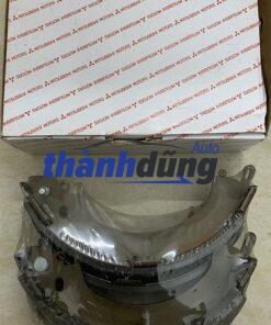 BỐ THẮNG SAU MITSUBISHI PAJERO