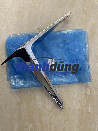 ỐP MẠ ĐÈN GẦM TOYOTA VELOZ 2022-2023