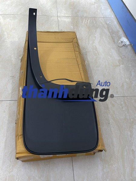 CHẮN BÙN SAU PHẢI ISUZU D-MAX