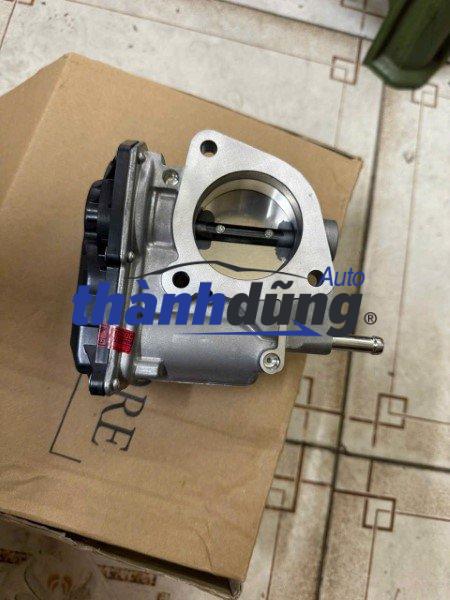 CỤM BƯỚM GA TOYOTA YARIS