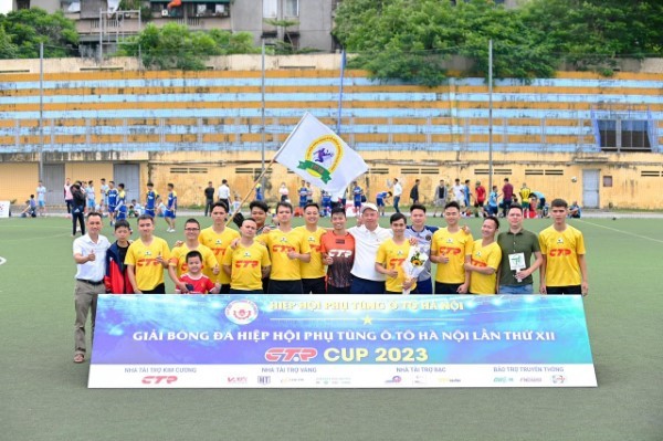 SÔI ĐỘNG CÙNG GIẢI BÓNG ĐÁ HIỆP HỘI PHỤ TÙNG Ô TÔ HÀ NỘI LẦN THỨ XII NĂM 2023