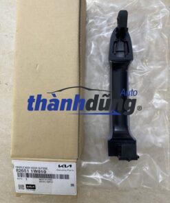 TAY MỞ CỬA NGOÀI SAU TRÁI KIA RIO