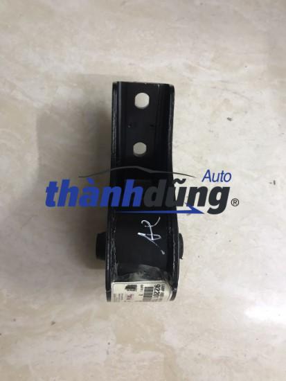 CHÂN MÁY KÉT NƯỚC KIA CARNIVAL