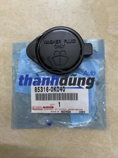 NẮP BÌNH NƯỚC RỬA KÍNH TOYOTA HILUX