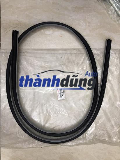 GIOĂNG THÂN XE TOYOTA YARIS