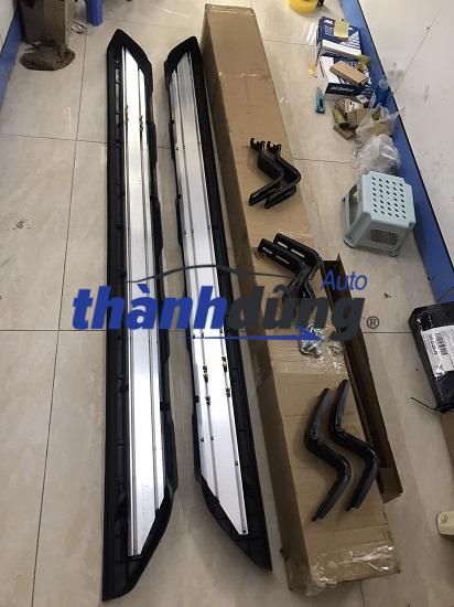 BỆ BƯỚC FORD RANGER 2013