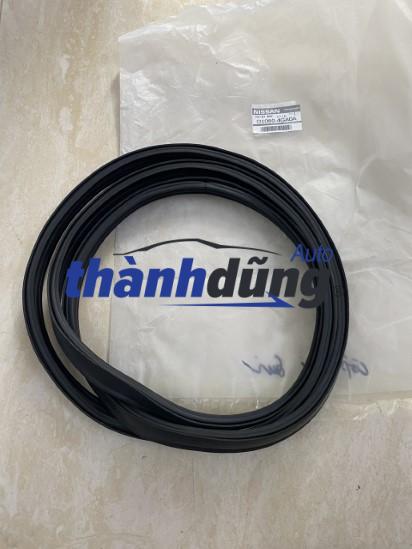 GIOĂNG CỐP HẬU NISSAN SUNNY 2013