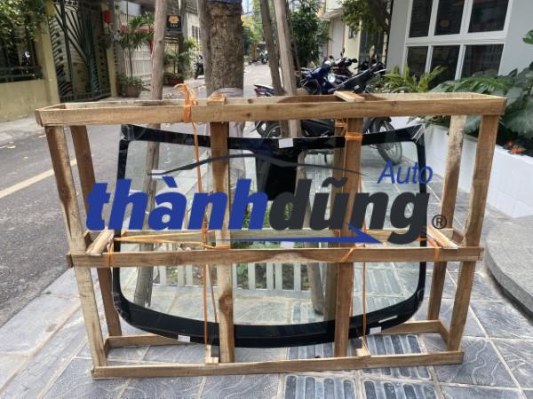 KÍNH CHẮN GIÓ TRƯỚC CHEVROLET TRAX 2017