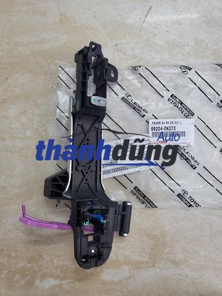 ĐẾ BẮT TAY MỞ CỬA SAU TOYOTA FORTUNER