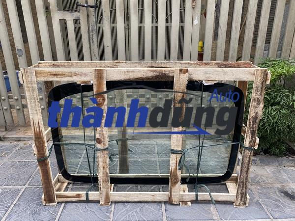 KÍNH CHẮN GIÓ SAU KIA RIO 2011