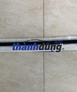 NẸP CHÂN KÍNH TRƯỚC TRÁI HYUNDAI SANTAFE