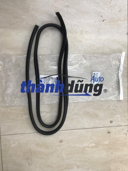 GIOĂNG THÂN XE HYUNDAI I10 | 83110B4000