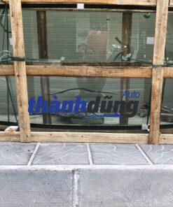 KÍNH CHẮN GIÓ TRƯỚC ISUZU QKR230