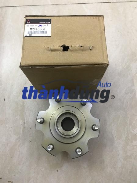 BẠC ĐẠN BÁNH SAU MITSUBISHI PAJERO | MR418068