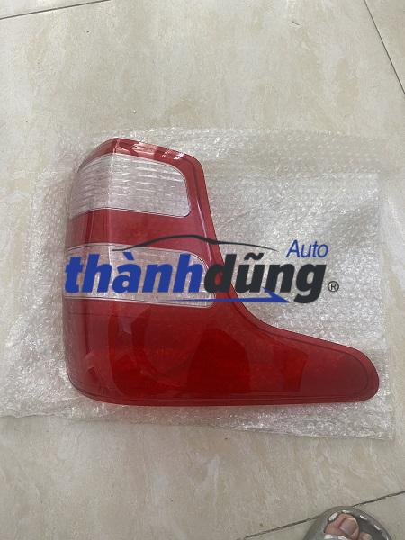 MẶT KÍNH ĐÈN HẬU MITSUBISHI TRITON 2016-2018 | 8330A943