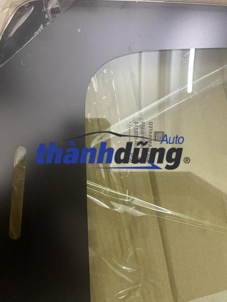 KÍNH CHẮN GIÓ TRƯỚC CHEVROLET COLORADO 2016 | 52132166 - Ảnh 2