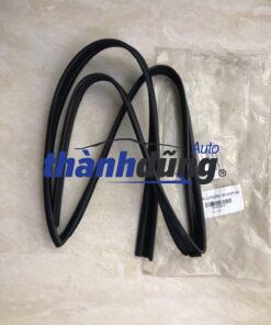 GIOĂNG LÊN KÍNH SAU PHỤ TOYOTA CAMRY | 6814206021