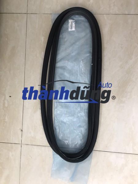 GIOĂNG CỐP HẬU TOYOTA FORTUNER 2009-2012 | 67881-0K010