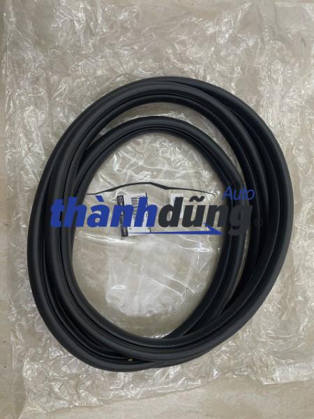 GIOĂNG KHUNG CỬA XE FORD RANGER | UH8373761C