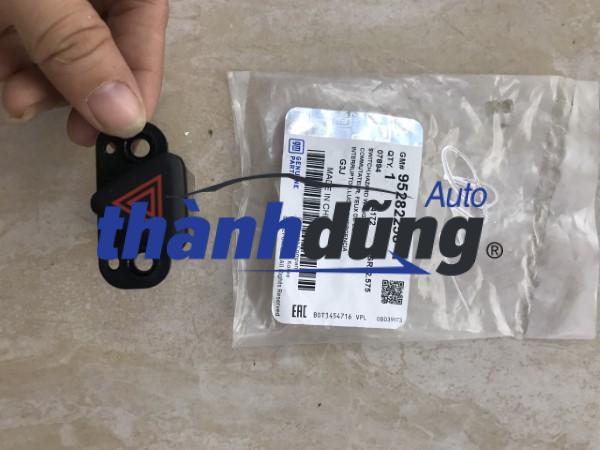 CÔNG TẮC ĐI THẲNG CHEVROLET CRUZE 2012-2018 | 95282258