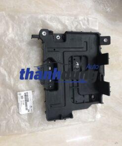 GIÁ ĐỠ BÌNH ẮC QUY KIA K3 2013-2018 | 37150A7200