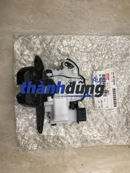 Ổ NGẬM CỐP HẬU ISUZU MUX 2016-2024 | 8981883251