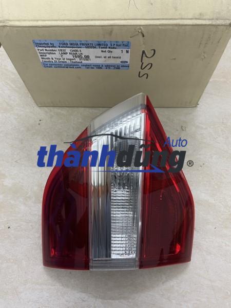 ĐÈN HẬU TRONG TRÁI FORD EVEREST 2016 | EB3B13A603AC