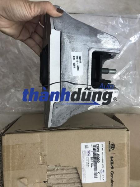 CHÂN MÁY HYUNDAI KONA 2018-2023 | 21810J9000