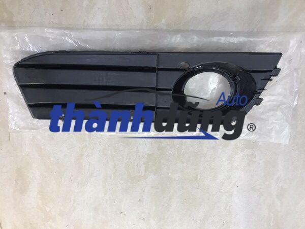 ỐP ĐÈN GẦM TRÁI AUDI A4 2008 | 8KD807681