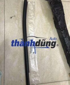 NẸP CHÂN KÍNH NGOÀI FORD RANGER 2019 | AB3Z2625554F
