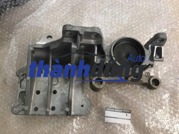 CHÂN MÁY HỘP SỐ NISSAN QASHQAI J10 2007 | 11220-JD21A