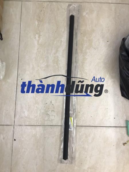 NẸP CHÂN KÍNH SSANGYONG MUSSO 1996-2006 | 7241706000